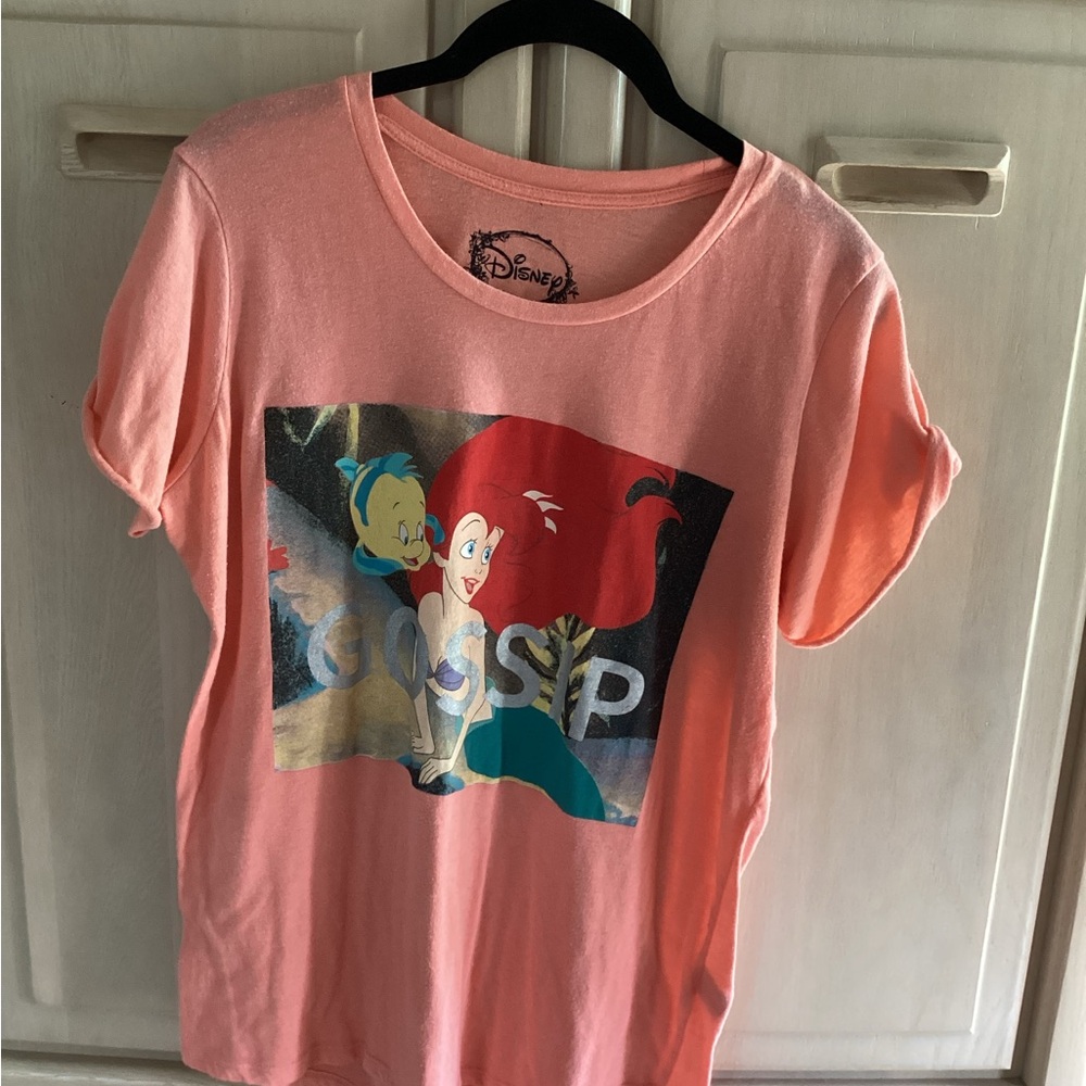Disney Little Mermaid Gossip orange‎ tee